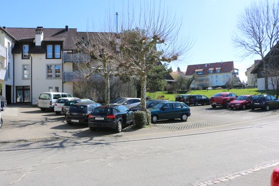 Parkplatz - Coiffure Birrer